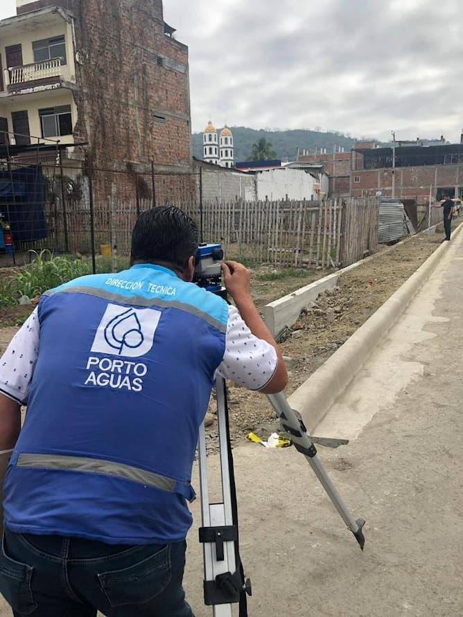 vietic-ecuador-equipos-topograficos-geodesicos-12