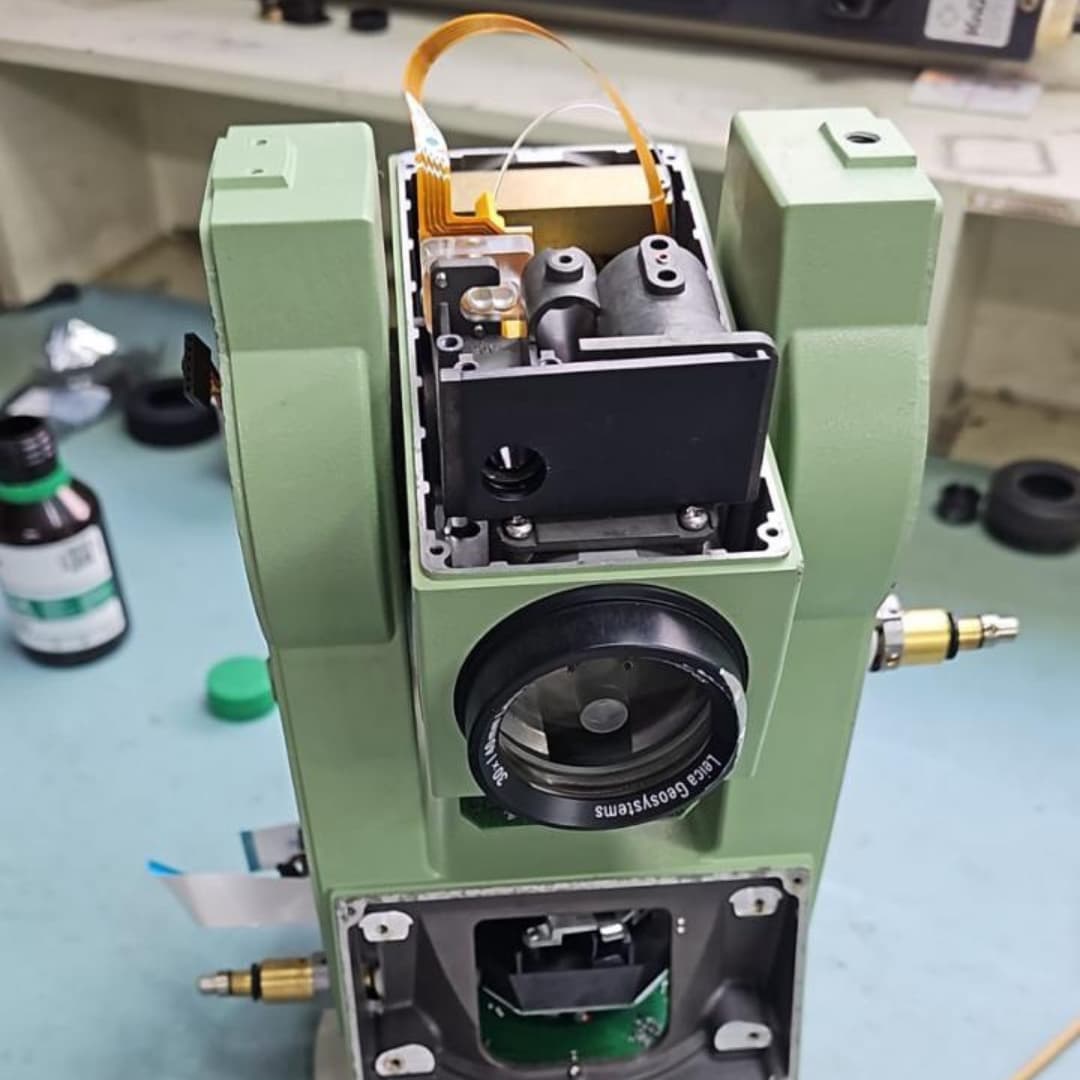 vietic-servicio-tecnico-equipos-topograficos-,.