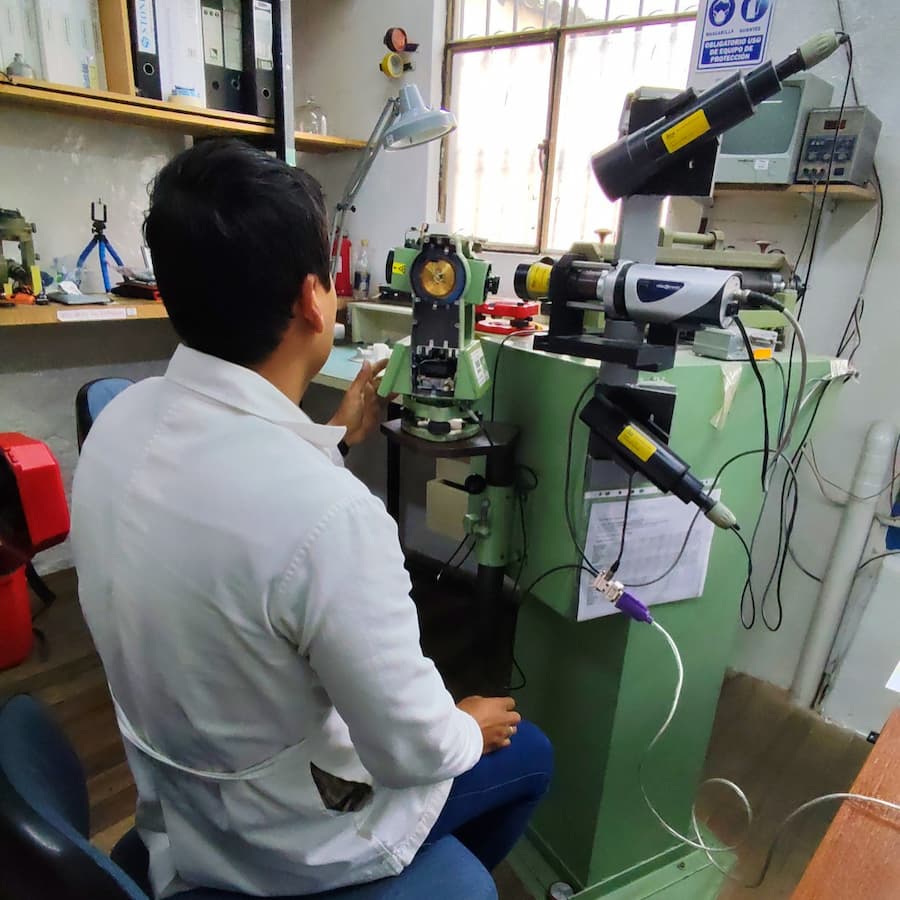 vietic-servicio-tecnico-equipos-topograficos-,-,